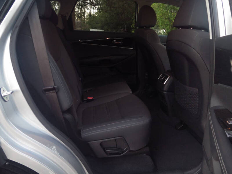 2019 Kia Sorento LX V6