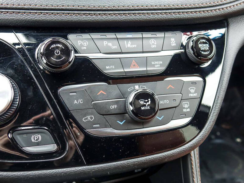 2024 Chrysler Pacifica Pinnacle
