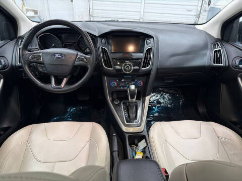 2017 Ford Focus Titanium