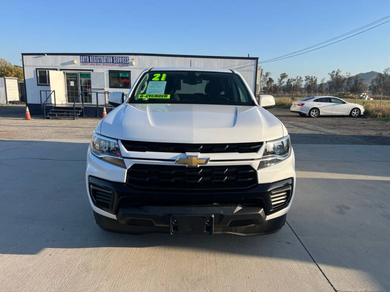 2021 Chevrolet Colorado LT photo 3