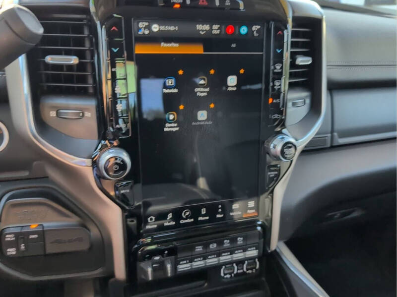 2024 RAM 3500 Laramie