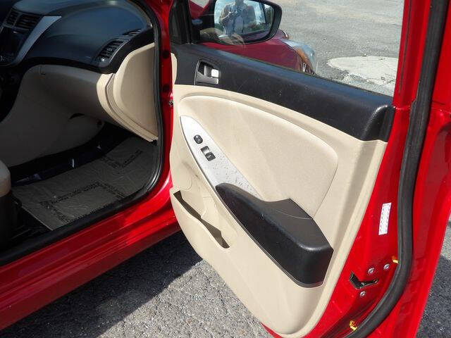 2015 Hyundai Accent GLS