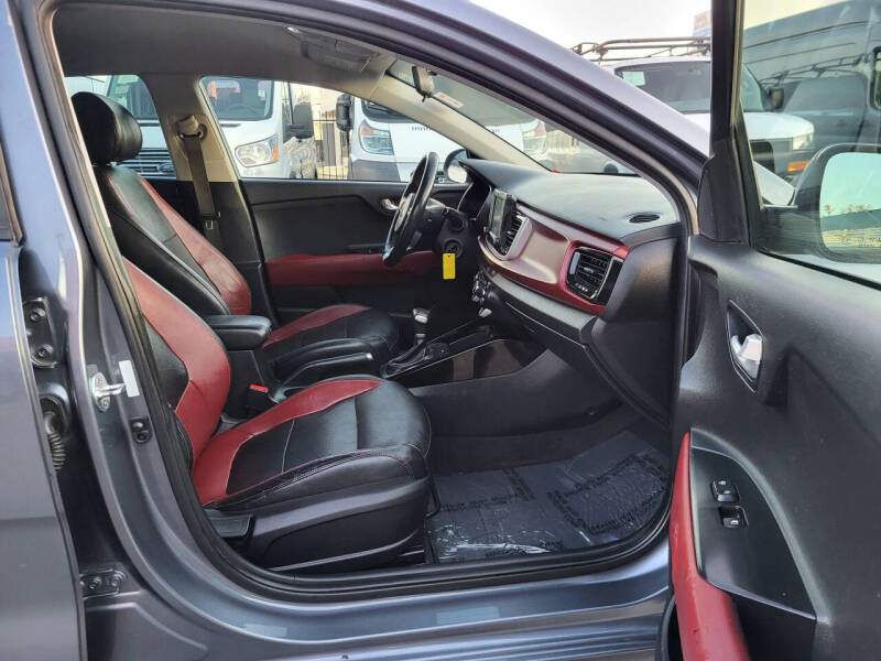 2018 Kia Rio 5-Door EX