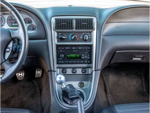 2004 Ford Mustang Mach 1 Premium