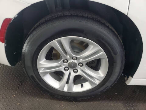 2019 Dodge Charger SXT