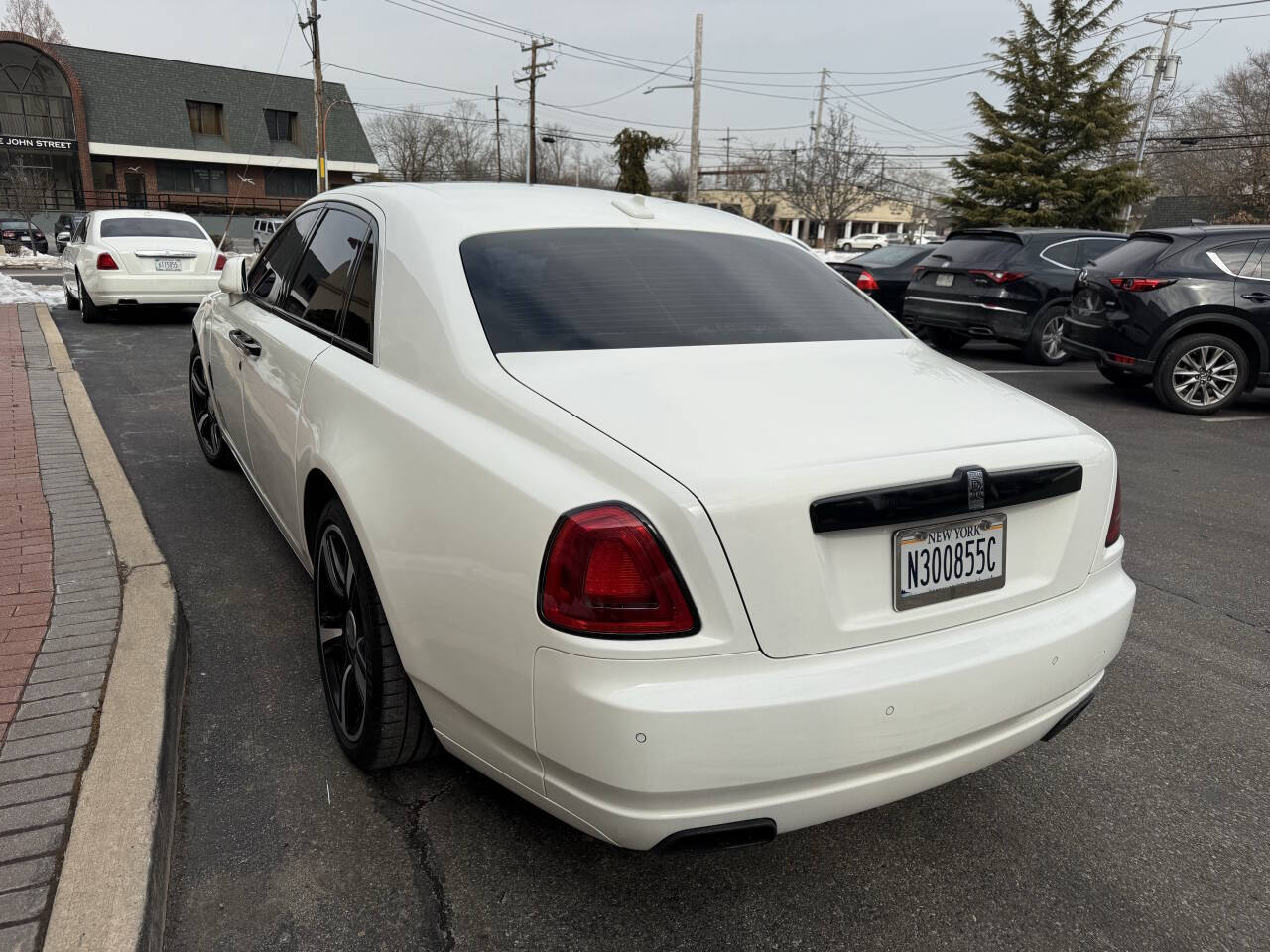 Off White 2012 Rolls-Royce Ghost Base 4dr Sedan 2