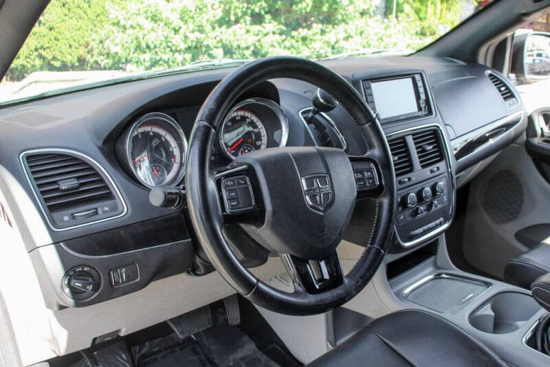 2020 Dodge Grand Caravan SXT