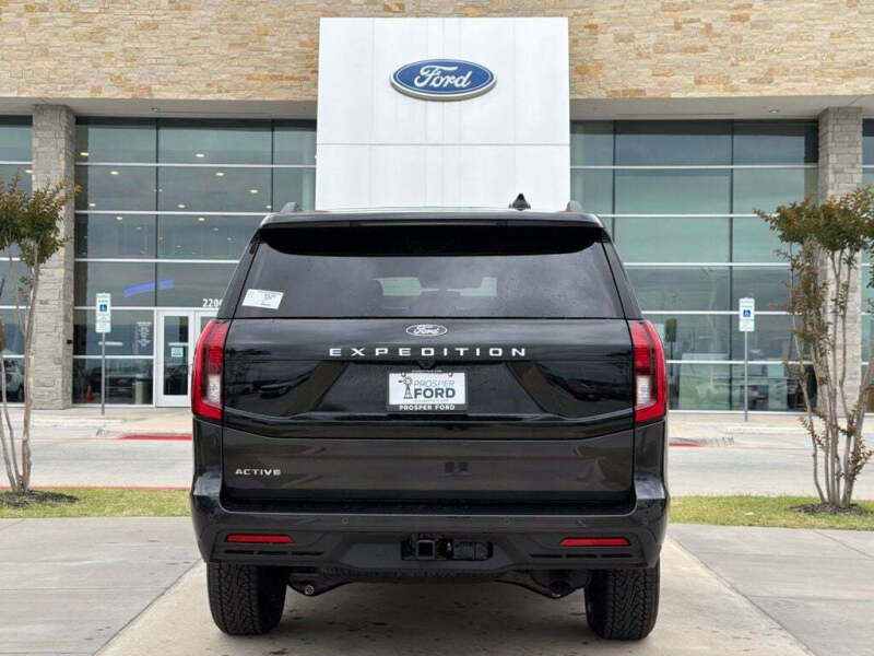 2026 Ford Expedition Active
