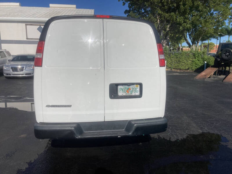 2019 Chevrolet Express 2500