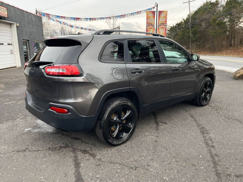 2016 Jeep Cherokee Sport Altitude