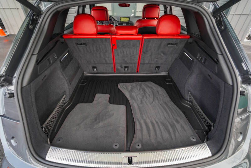 2019 Audi SQ5 3.0T quattro Premium Plus