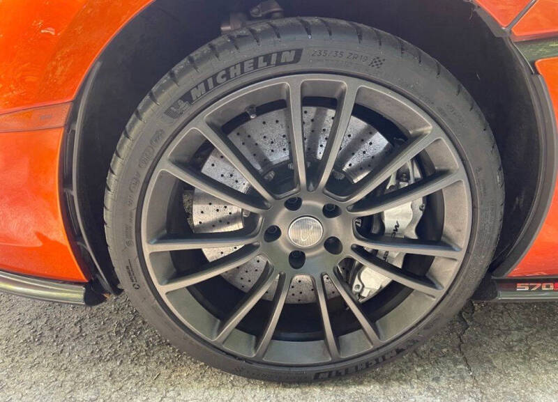 2017 McLaren 570S