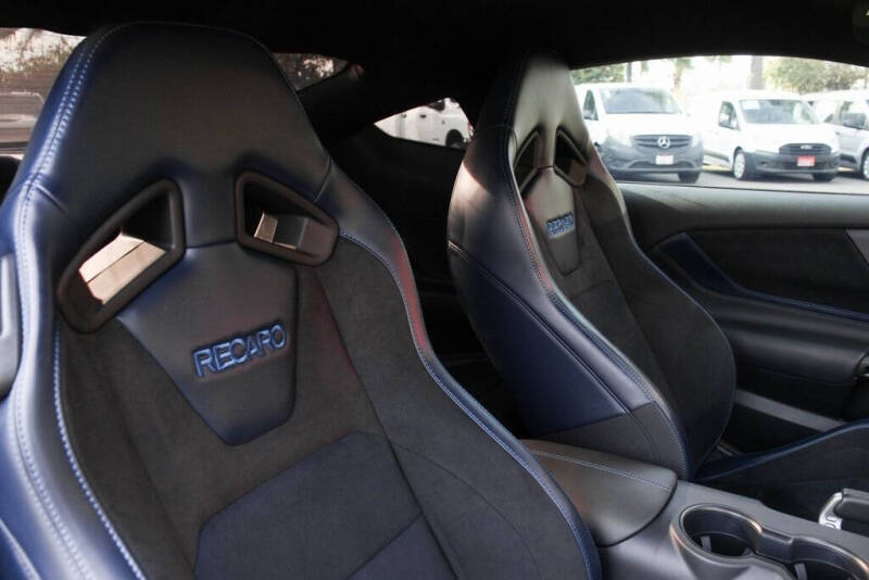 2024 Ford Mustang Dark Horse