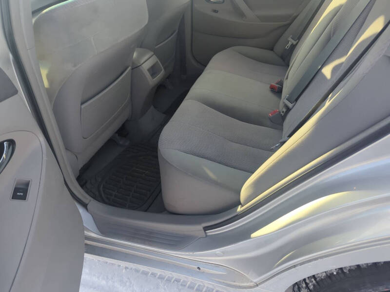 2010 Toyota Camry LE