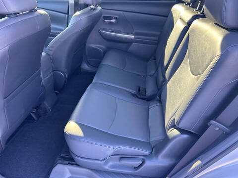 2012 Toyota Prius v Five