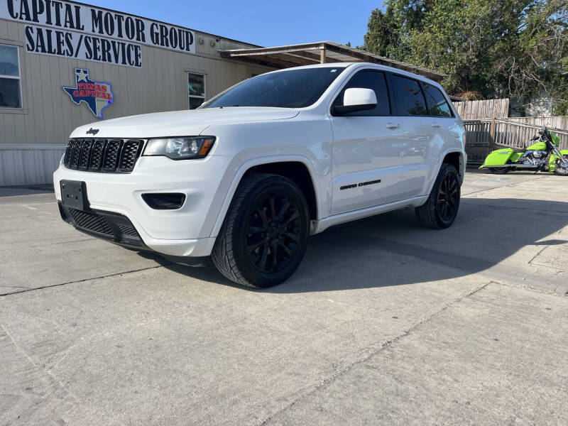 2017 Jeep Grand Cherokee Altitude's photo