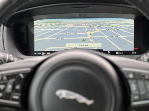 2017 Jaguar F-PACE 35t Prestige