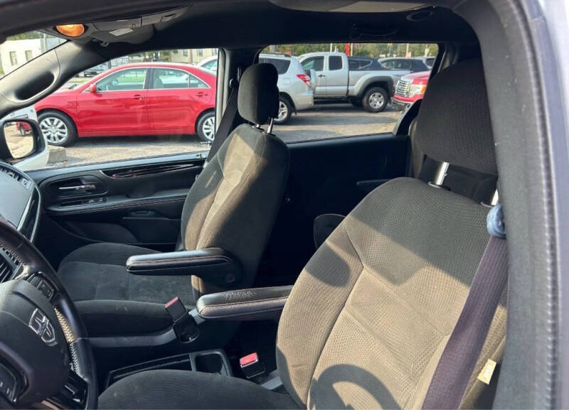 2015 Dodge Grand Caravan SE