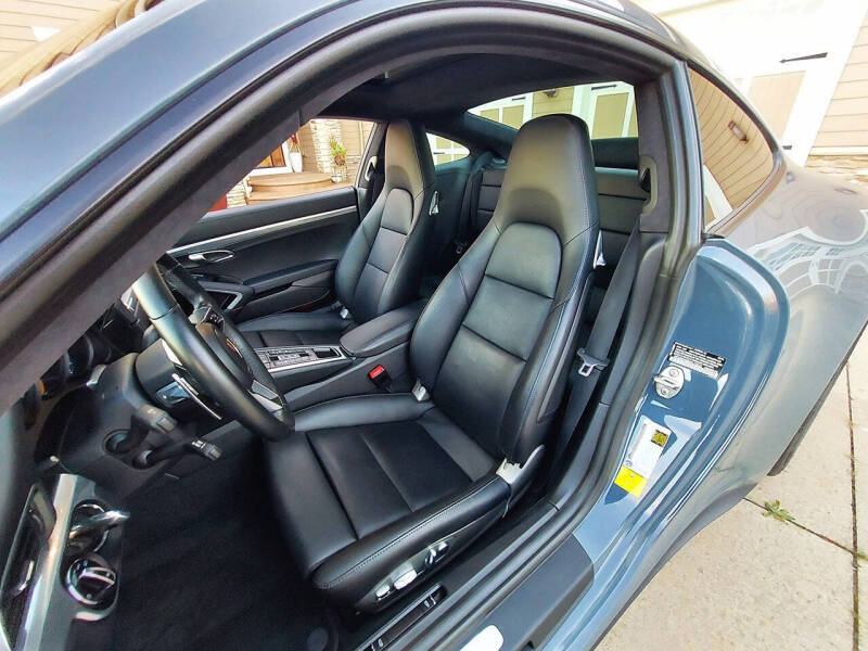 2017 Porsche 911 Carrera 4S