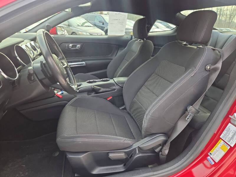 2015 Ford Mustang V6