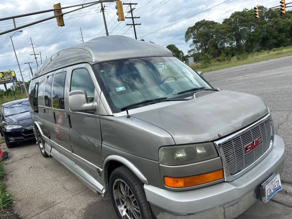 2004 GMC Savana for sale at DEES AUTO SALES & KUSTOMS WHIPS INC in Gary, IN