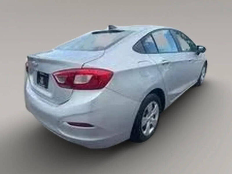 2017 Chevrolet Cruze LS Auto