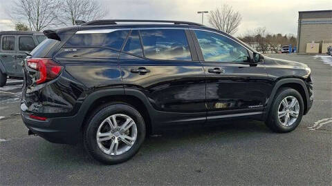 2022 GMC Terrain SLE