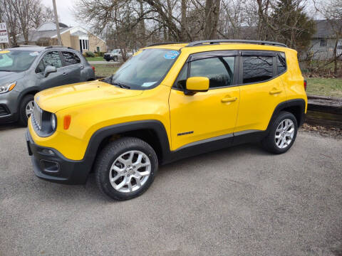 2018 Jeep Renegade for sale at Dave's Car Corner in Hartford City IN