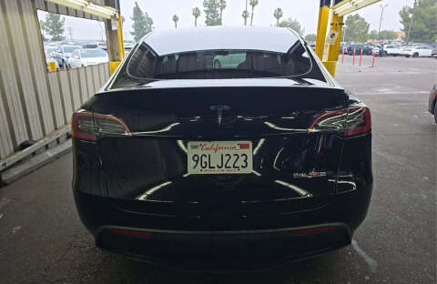 2023 Tesla Model Y Performance