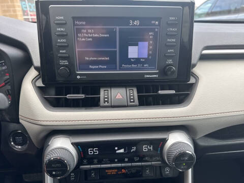 2021 Toyota RAV4 XLE Premium