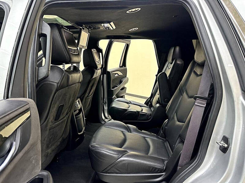 2017 Cadillac Escalade Platinum