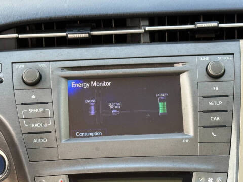 2012 Toyota Prius Two