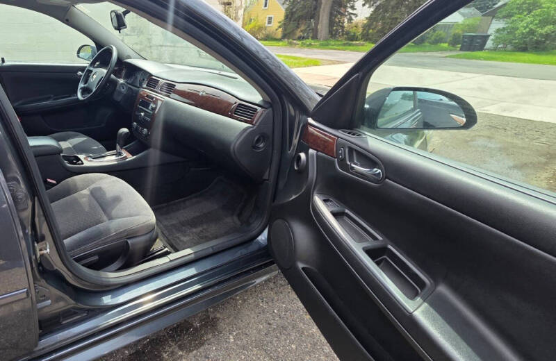 2011 Chevrolet Impala LT