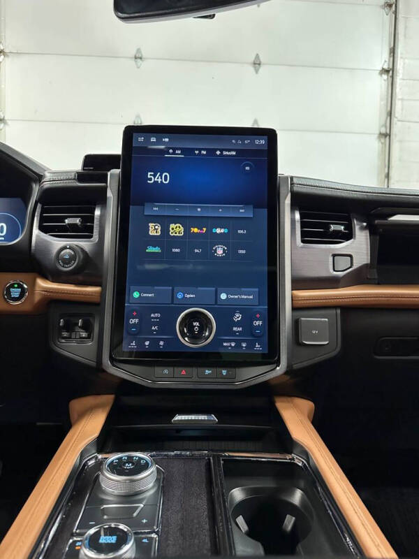 2022 Ford Expedition Platinum