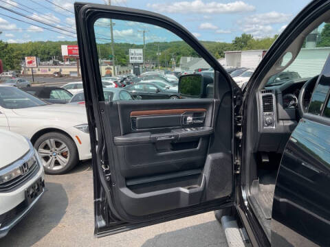 2015 RAM 1500 Laramie