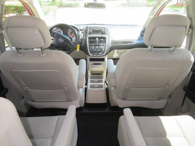 2015 Dodge Grand Caravan SE