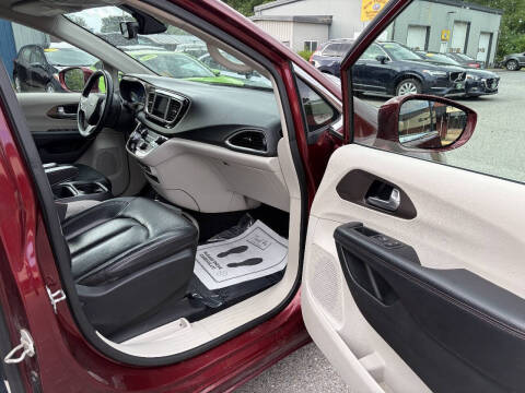 2018 Chrysler Pacifica Touring L