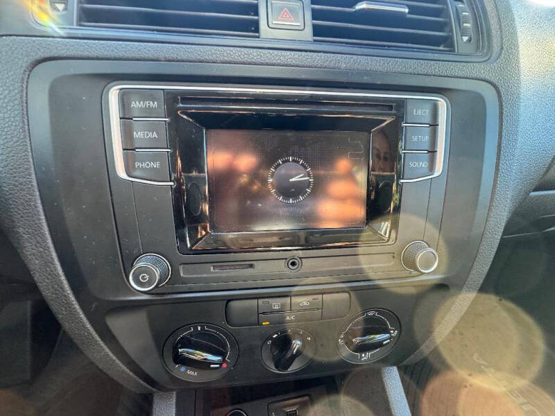 2016 Volkswagen Jetta