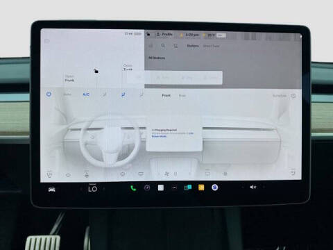 2025 Tesla Model Y Performance