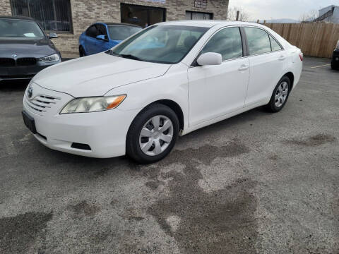 2007 Toyota Camry for sale at Trade Automotive, Inc in New Windsor NY