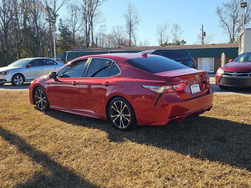 2019 Toyota Camry SE