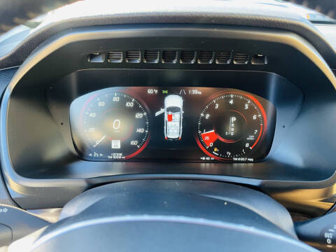 2016 Volvo XC90 T6 Momentum