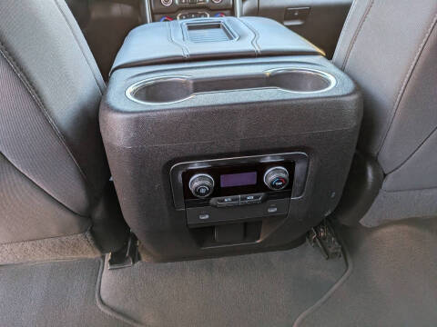 2023 Chevrolet Suburban LS