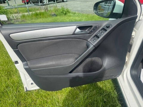 2011 Volkswagen Golf 2.5L PZEV