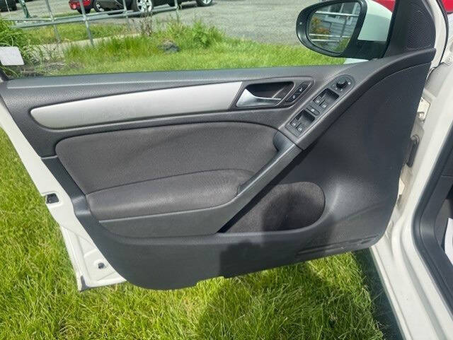 2011 Volkswagen Golf 2.5L PZEV
