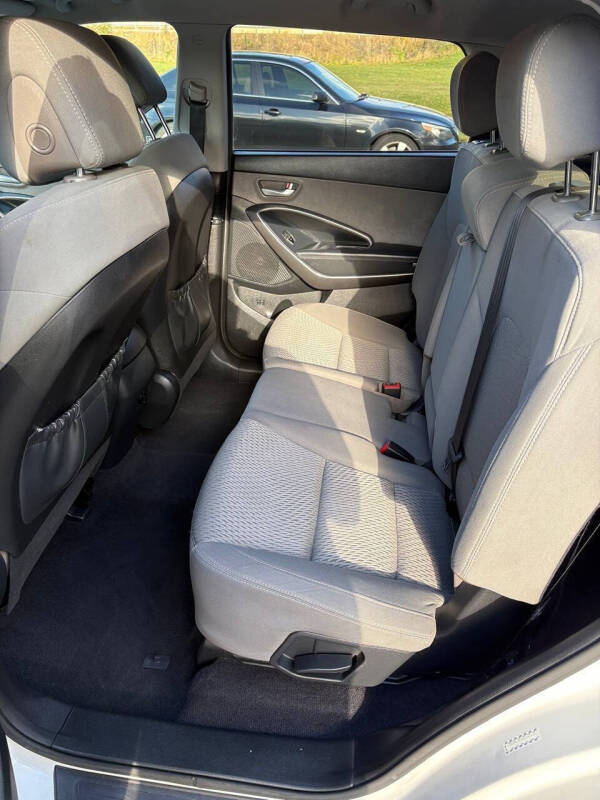 2016 Hyundai Santa Fe SE