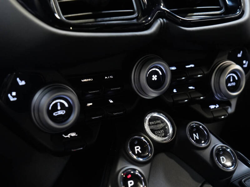 2020 Aston Martin Vantage