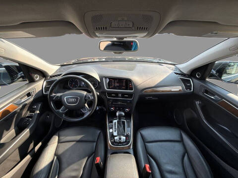 2017 Audi Q5 2.0T quattro Premium Plus