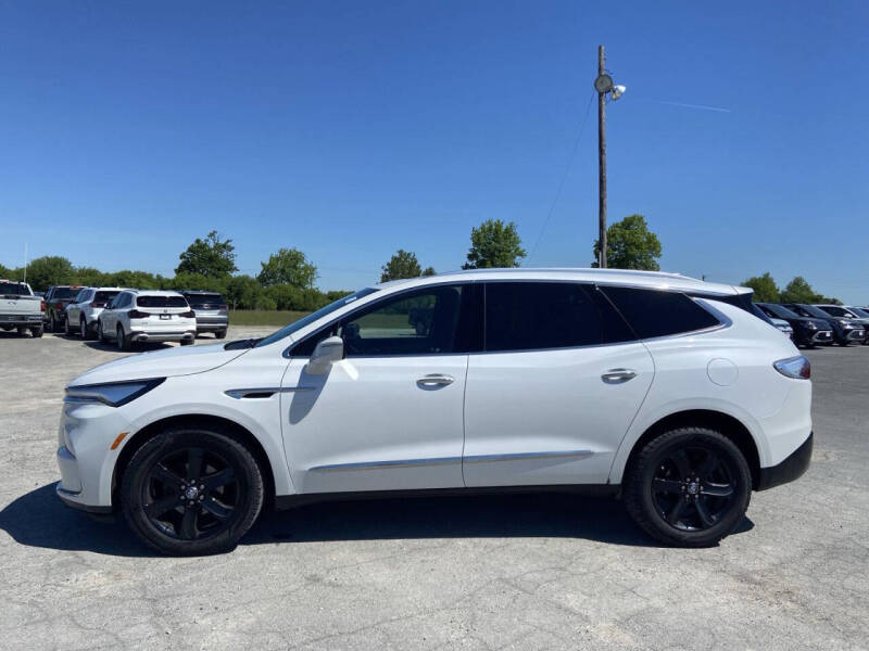 2024 Buick Enclave Essence