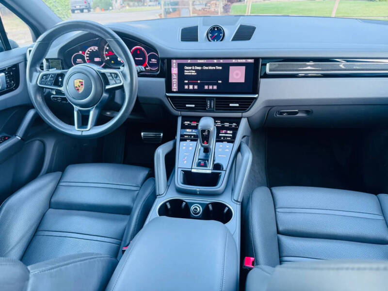 2021 Porsche Cayenne S